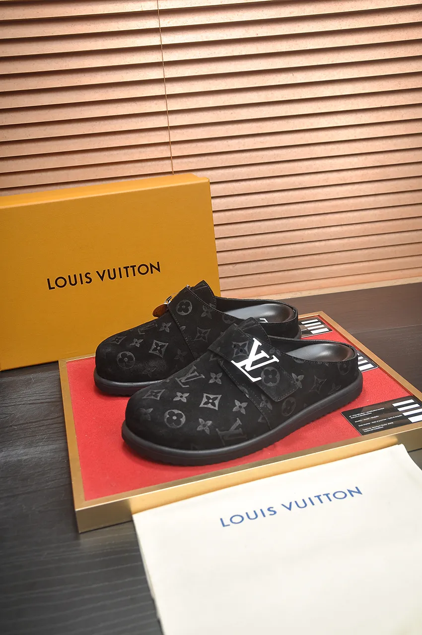 Men's men's shoes 💰520💶[LOUIS VUITTON] (cowhide lining) new style 🍀LV Louis Vuitton * - top version of LV classic semi-slip trendy shoes! Made of imported original cow suede cowhide, with a first layer of comfortable cowhide lining inside! Original wear-resistant rubber outsole! High quality products! Code number 38-45 (45 customized)